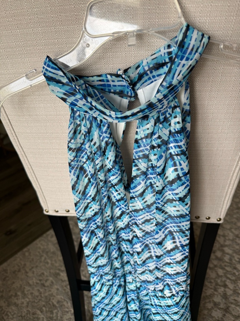 NWT Calvin Klein Halter Maxi Dress Blue Abstract Print Chiffon Ruched Size 14 - Picture 3 of 10